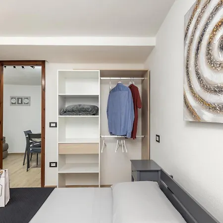 Sa Carrera Apartment *